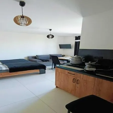 For 3 People, Appartamento